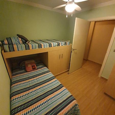Room In Benidorm Downtown En Piso Compartido Αλικάντε Εξωτερικό φωτογραφία