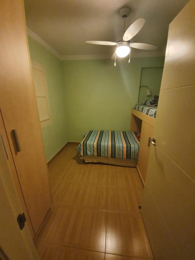 Room In Benidorm Downtown En Piso Compartido Αλικάντε Εξωτερικό φωτογραφία